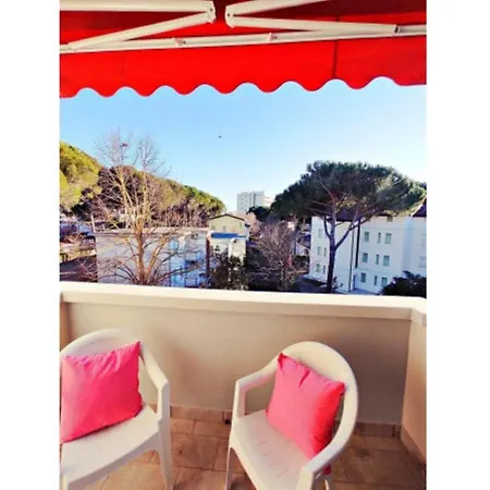 Apartment Flat 200 Meters From The - By Beahost *