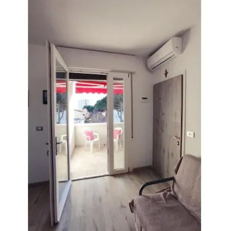 Apartment Flat 200 Meters From The - By Beahost *